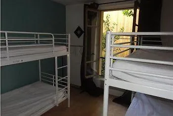 Auberge de jeunesse Women Bed *