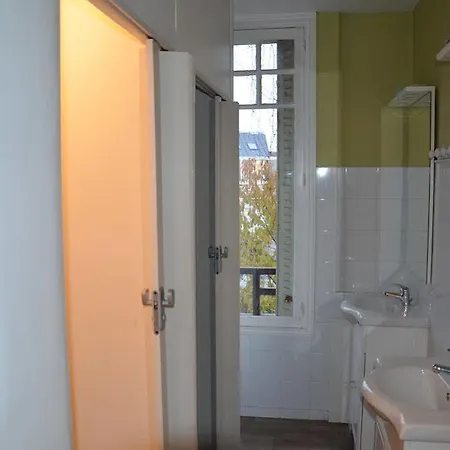 Women Bed Auberge de jeunesse *